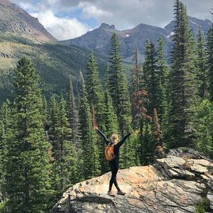 Bundle athletic gear! 30% off & shipping discount!